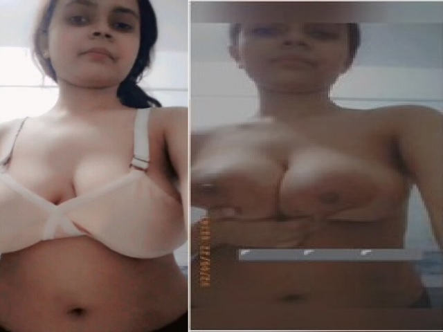 Big boobs pakistani ladki topless selfie